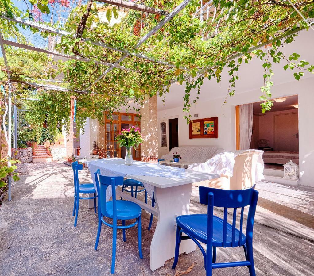 Apartments Mediteraneo Zaboric Exterior photo